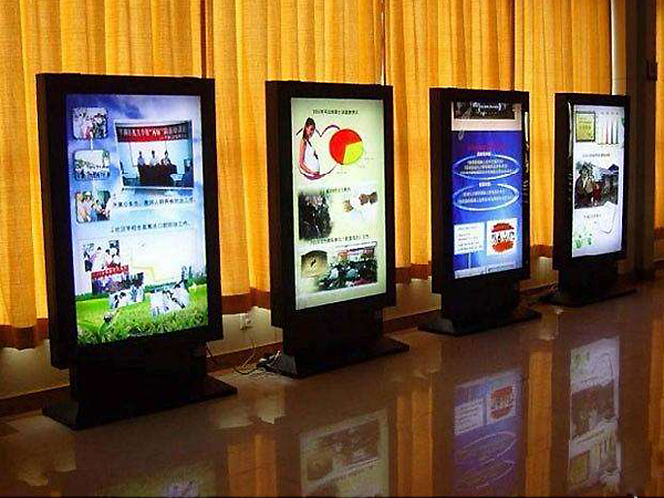 落地燈箱，廣告落地燈箱制作廠家