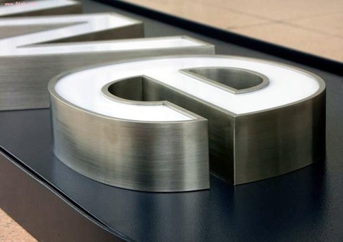 金屬發光字價格