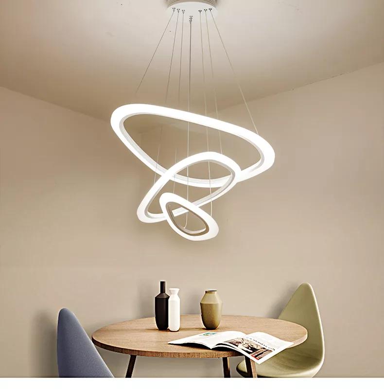 真沒想到,這么漂亮的燈是用亞克力做的