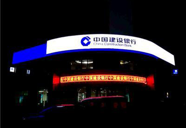 廣告燈箱不夠亮，哪些因素影響廣告燈箱亮度？