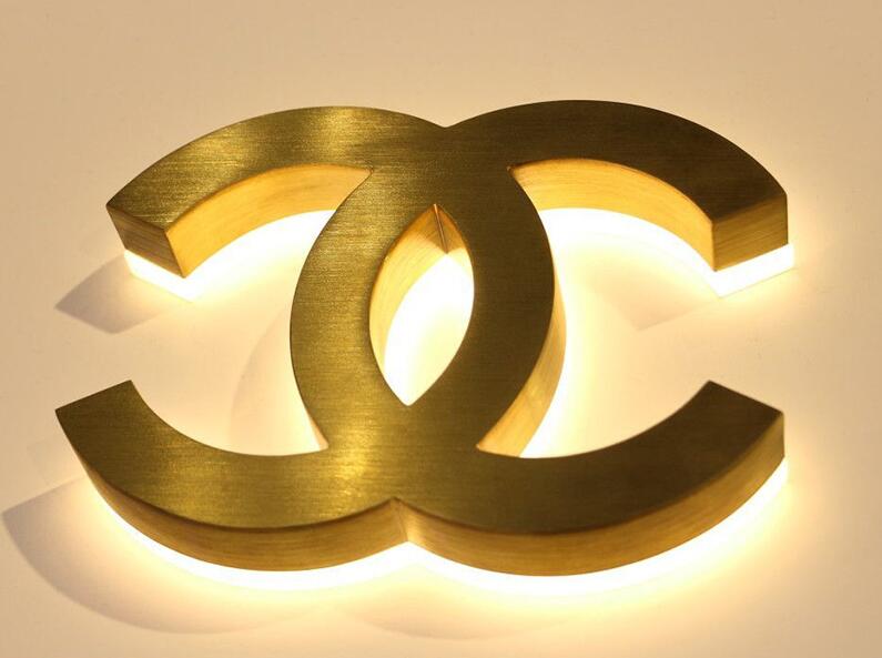 金屬水晶背光字怎么安裝